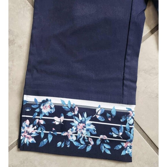 Michel Studio Navy cropped pants floral hem 22" Inseam NEW size 16 - Picture 2 of 8